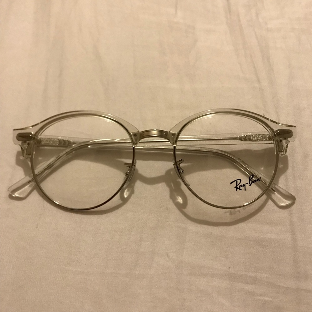 Ray-Ban 4246v Clubround